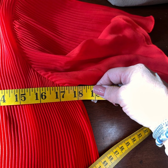 Zara‎ SZ XS red pleated chiffon flare mini dress - Picture 14 of 16